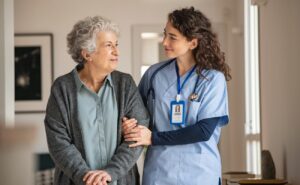 Webinar da ESESFM sobre intervenção multiprofissional em unidades de hospitalização domiciliária