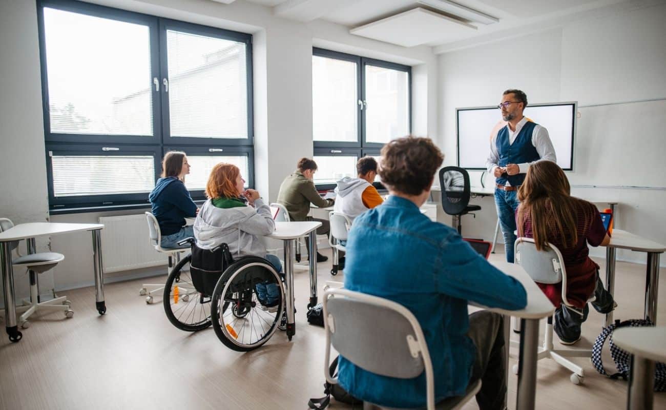 PG Competencias Pedagogicas e Profissionais para Professores e Tecnicos de Saude Mental interior